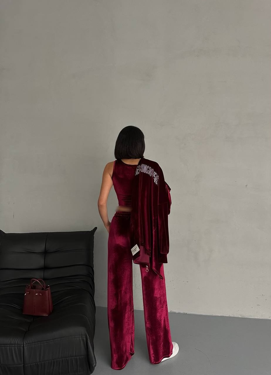 طقم مخملي أنيق وعملي من 3 قطع – Elegant & Practical 3-Piece Velvet