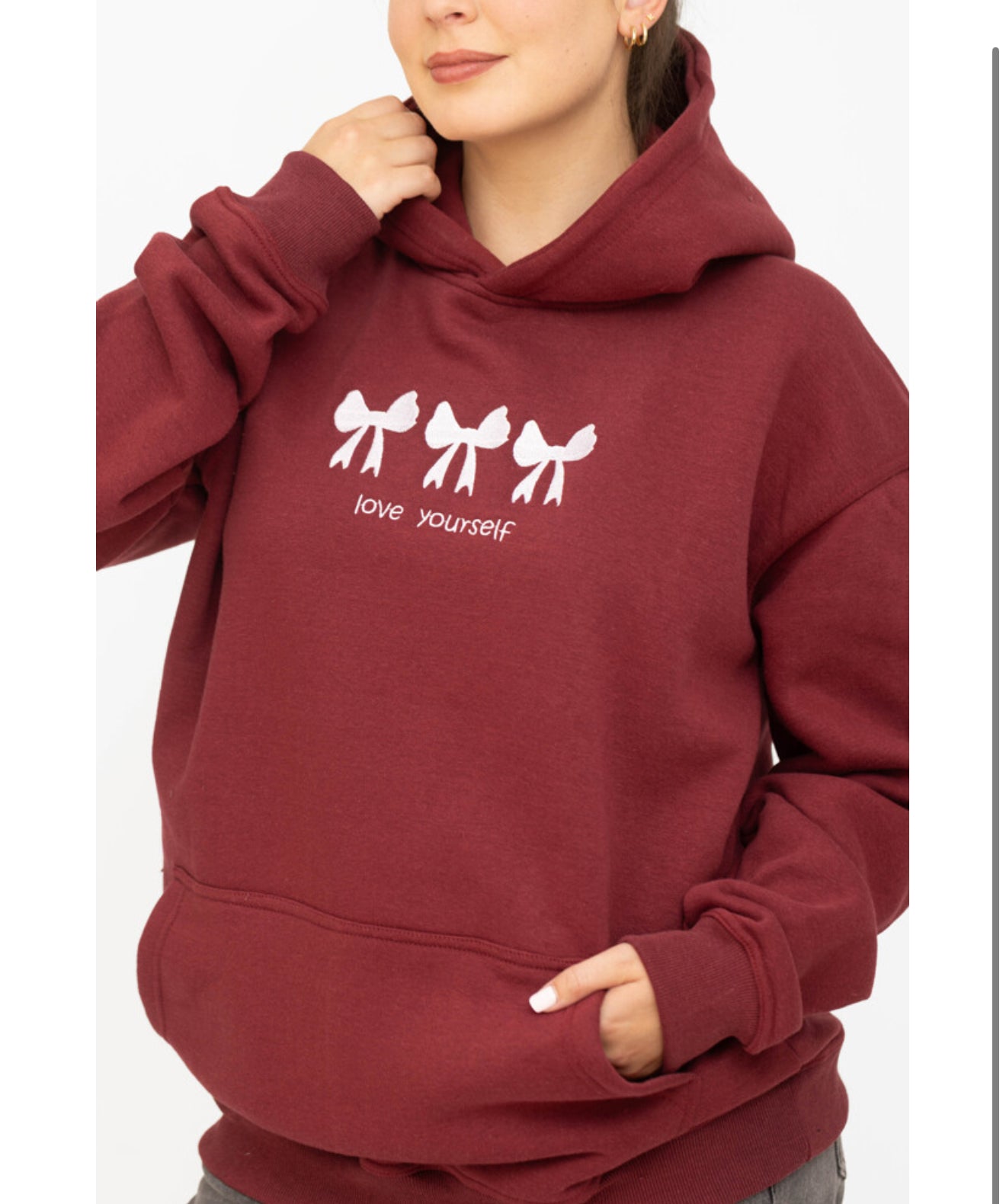 Bow Hoodie – 🎀 هودي الفيونكة