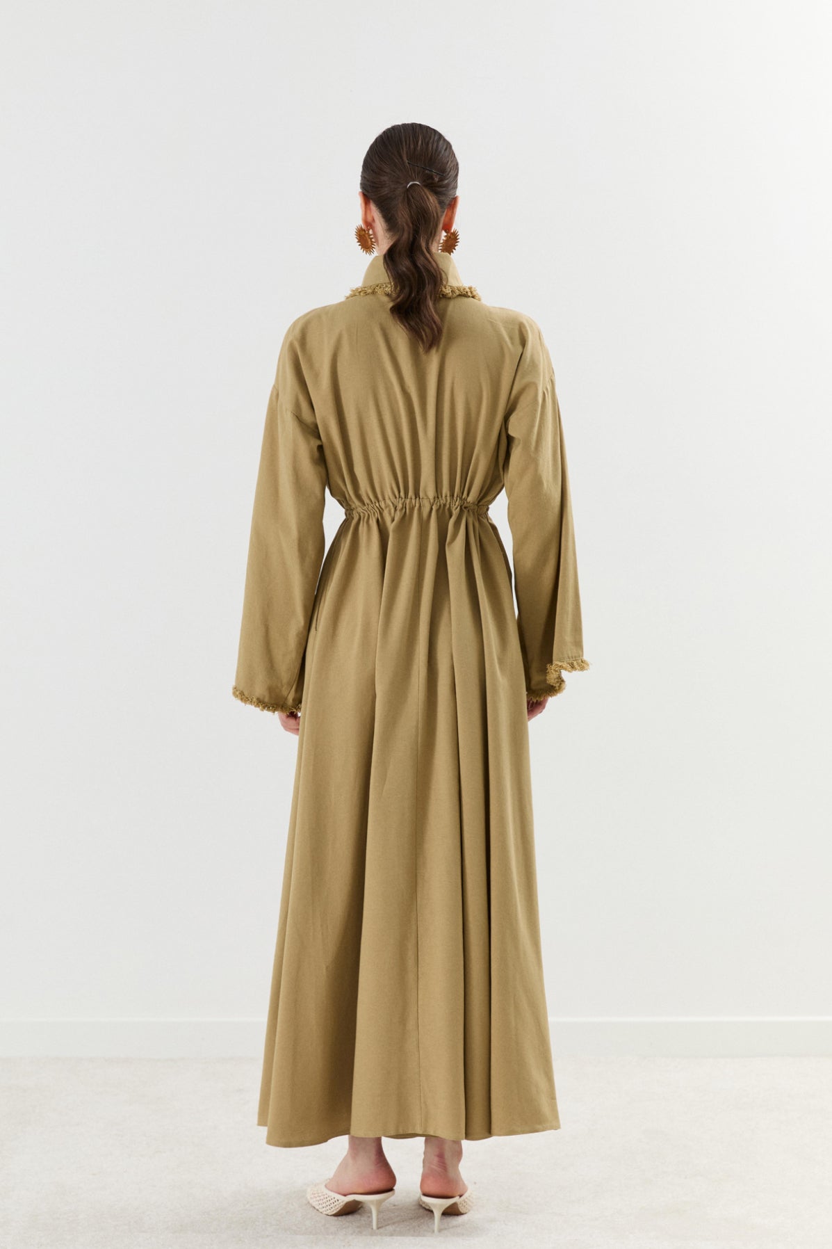 Linen Breeze – نسمة الكتان in Mustard ✨💛