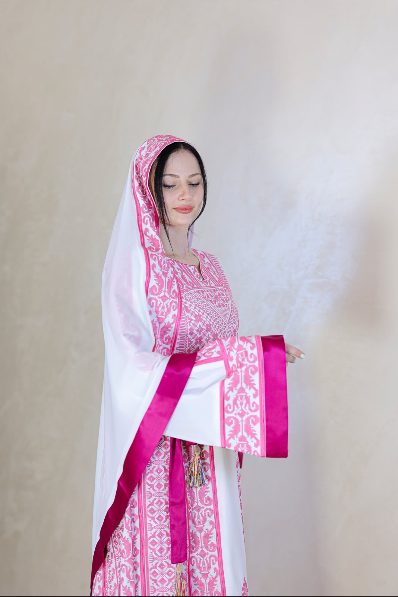 ثوب الريم – Thobe Al Reem