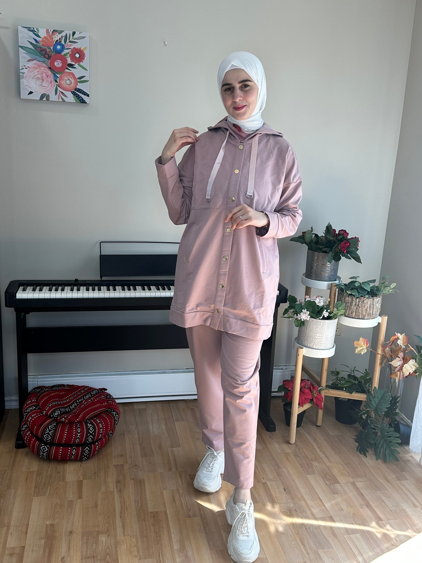 طقم رياضي أنيق يناسب الإطلالات اليومية| Stylish Sports Set (2 colours)