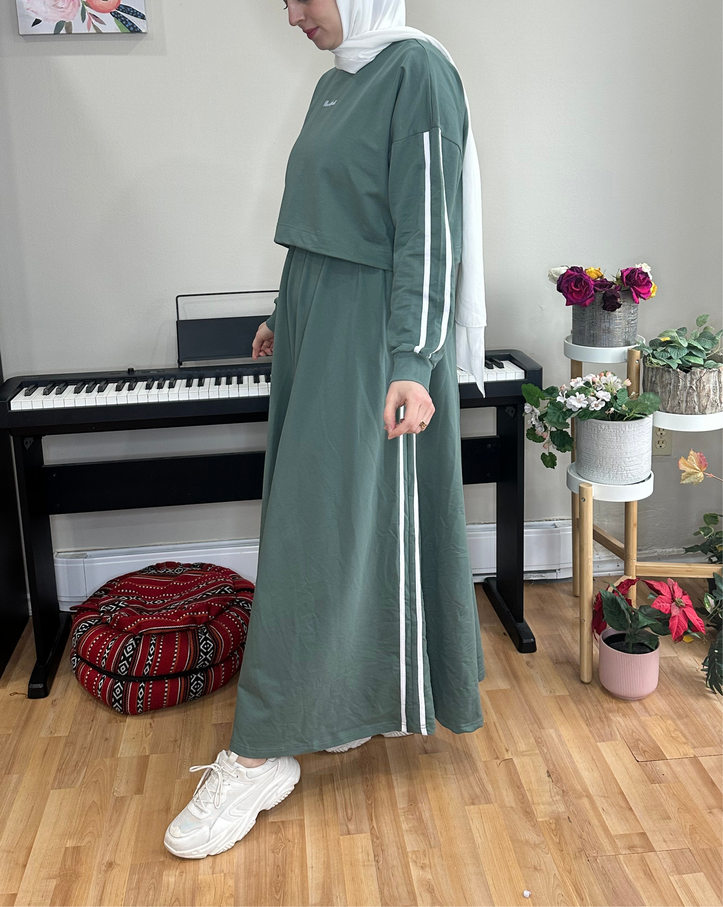 Modest Sporty Two-Piece Outfit | فستان طقم قطعتين بستايل رياضي