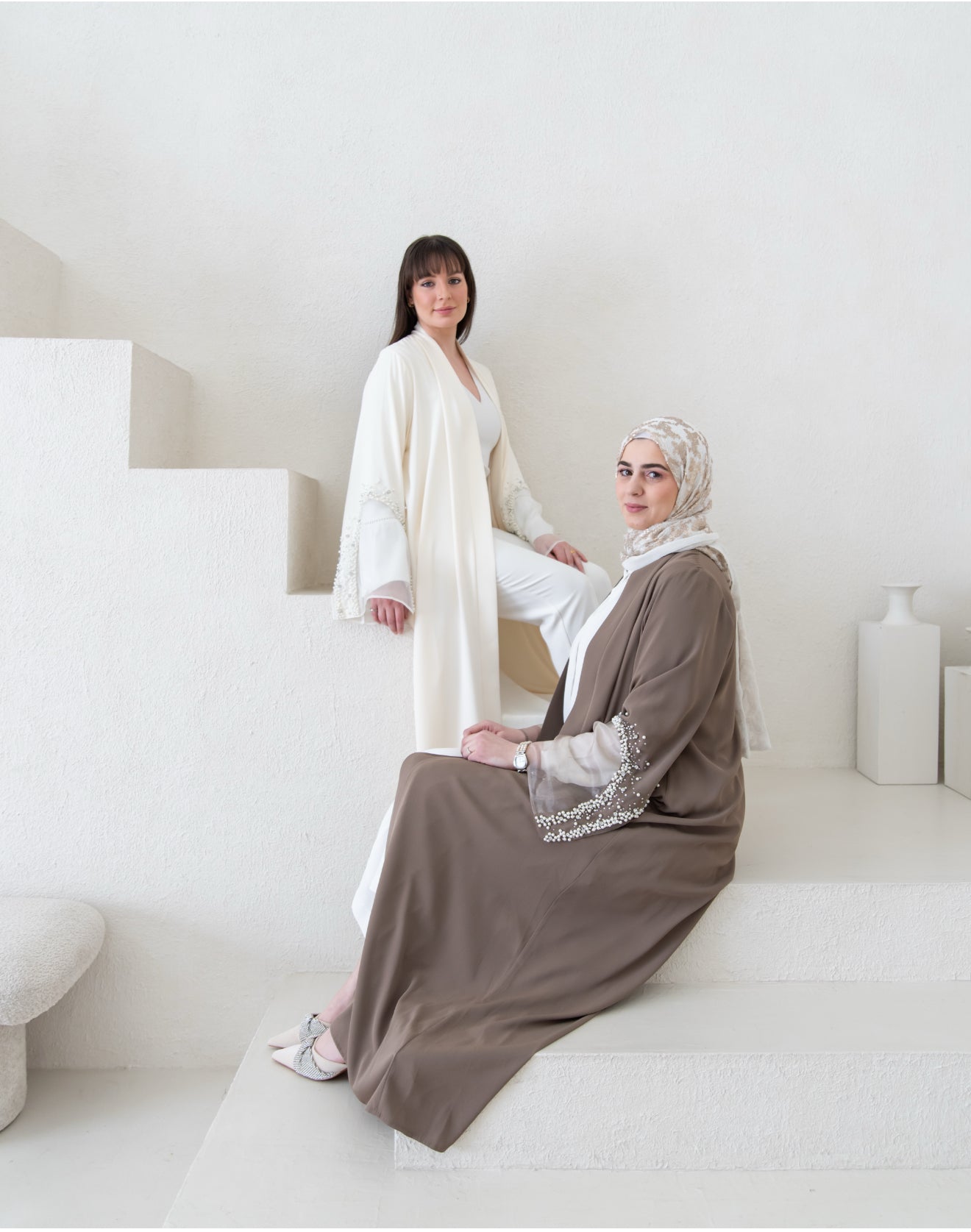 عباية اللؤلؤ الملكية | Royal Pearl Abaya
