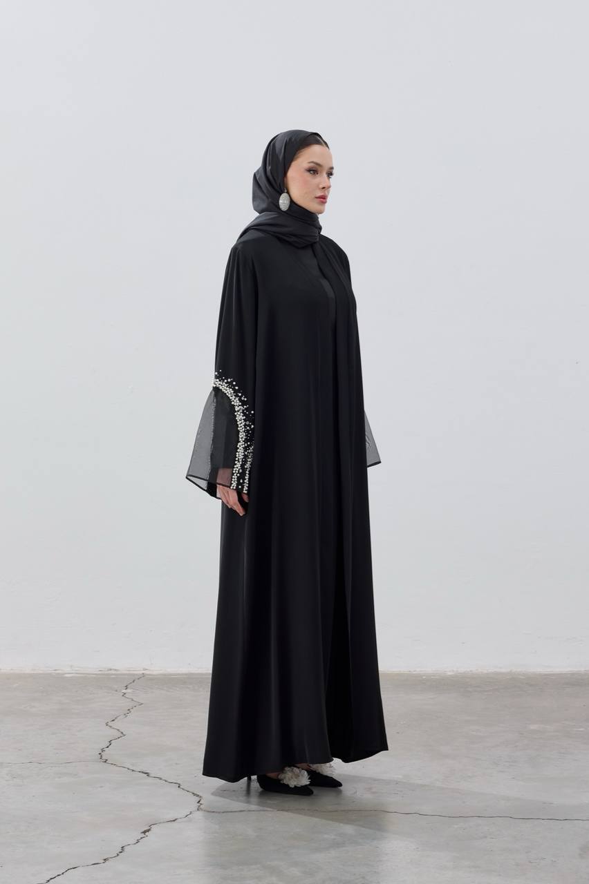 عباية اللؤلؤ الملكية | Royal Pearl Abaya