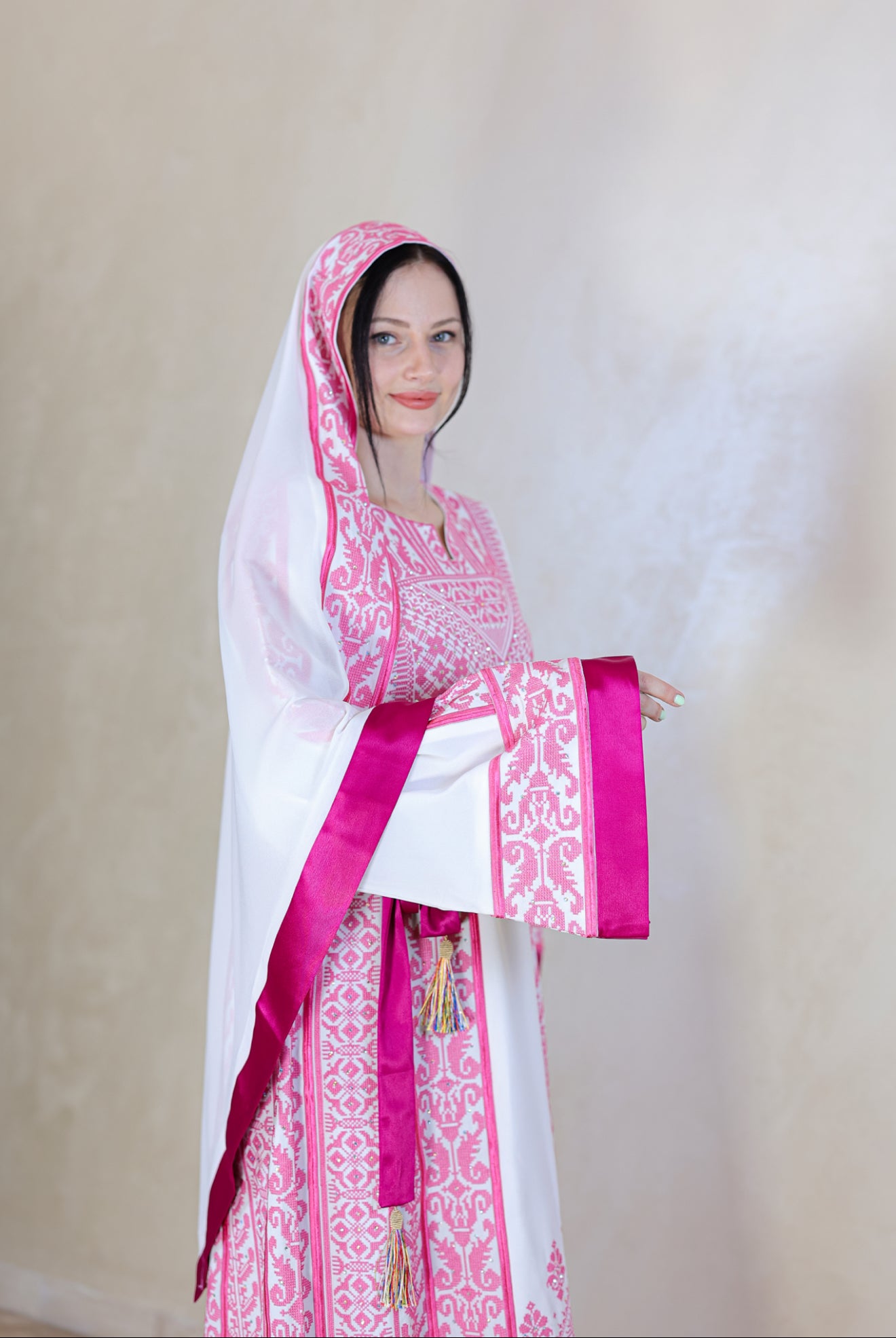 ثوب الريم – Thobe Al Reem