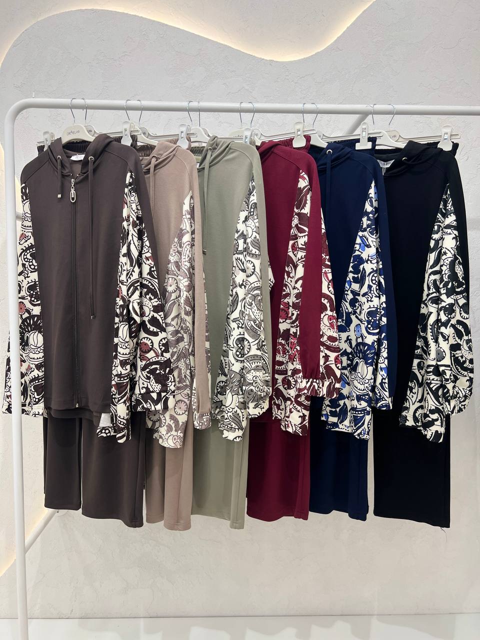 COLOURED OISHO-COTTON COMFY SET