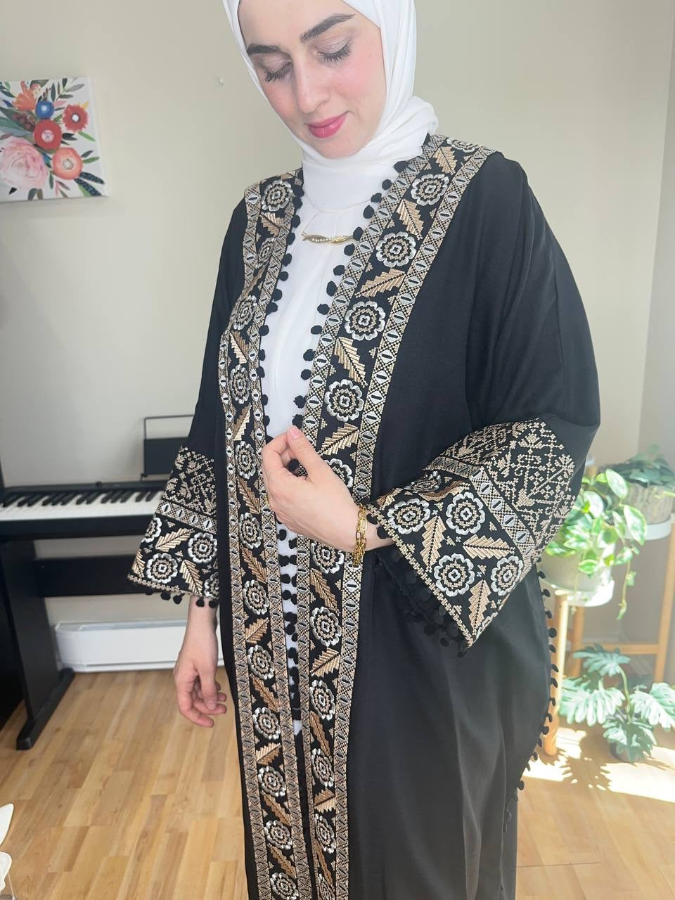 عباءة التطريز الفلسطيني