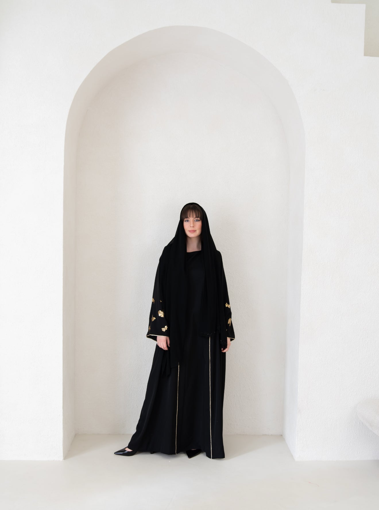 عباءة فراشات الذهب - The Golden Butterflies Abaya
