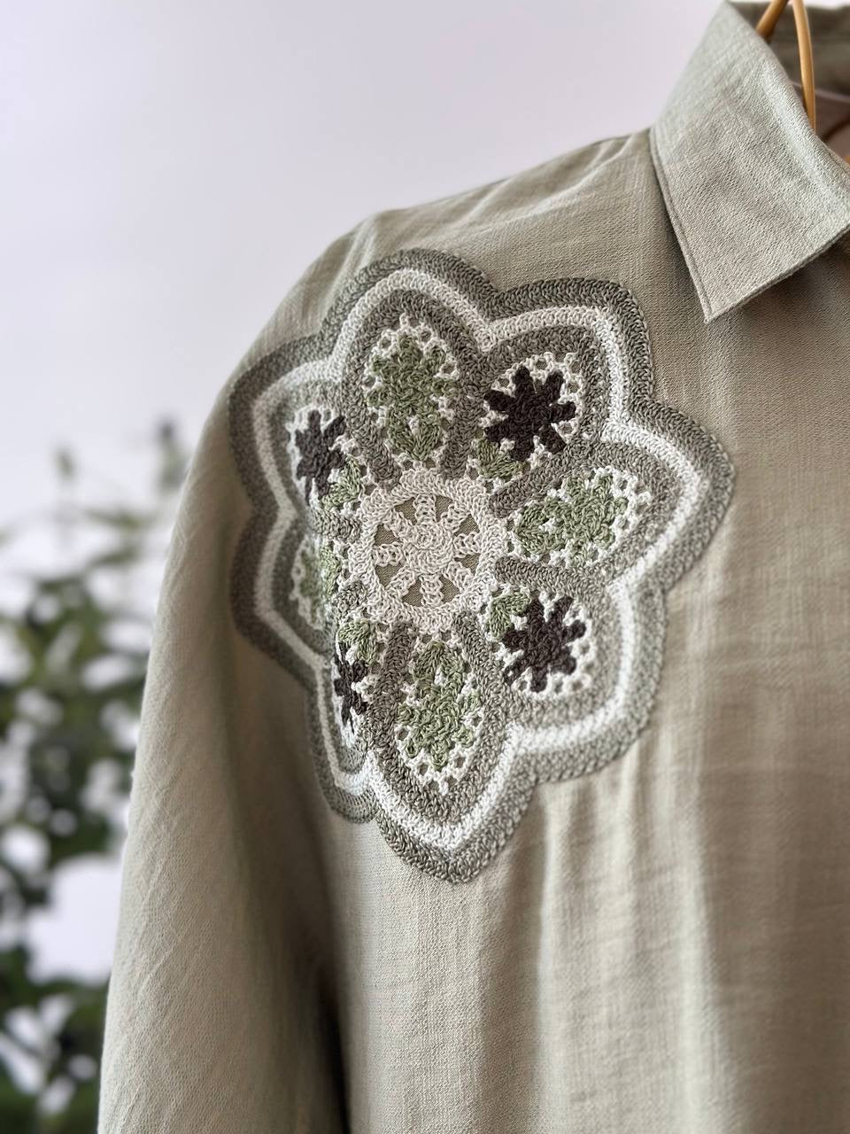 قميص الزهرات اليدوية | Handloom Petals Shirts (3 Colours)