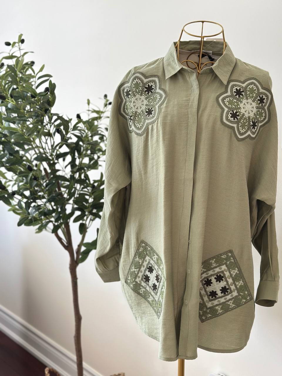 قميص الزهرات اليدوية | Handloom Petals Shirts (3 Colours)