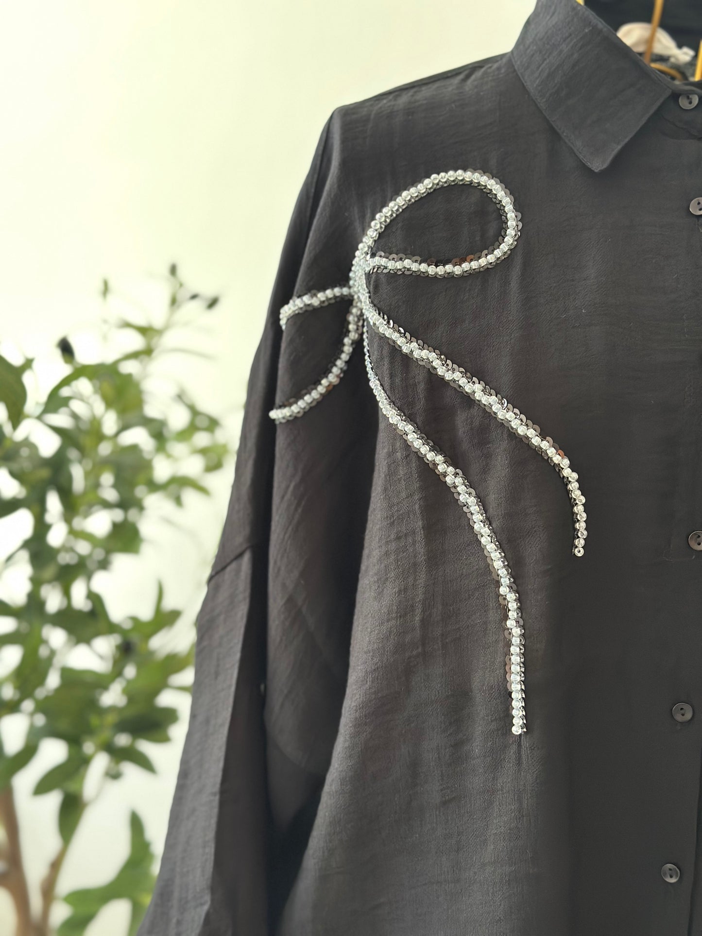 Luxe Bows Shirts | قميص أناقة الفيونكات (Lenin) (5 Colours)