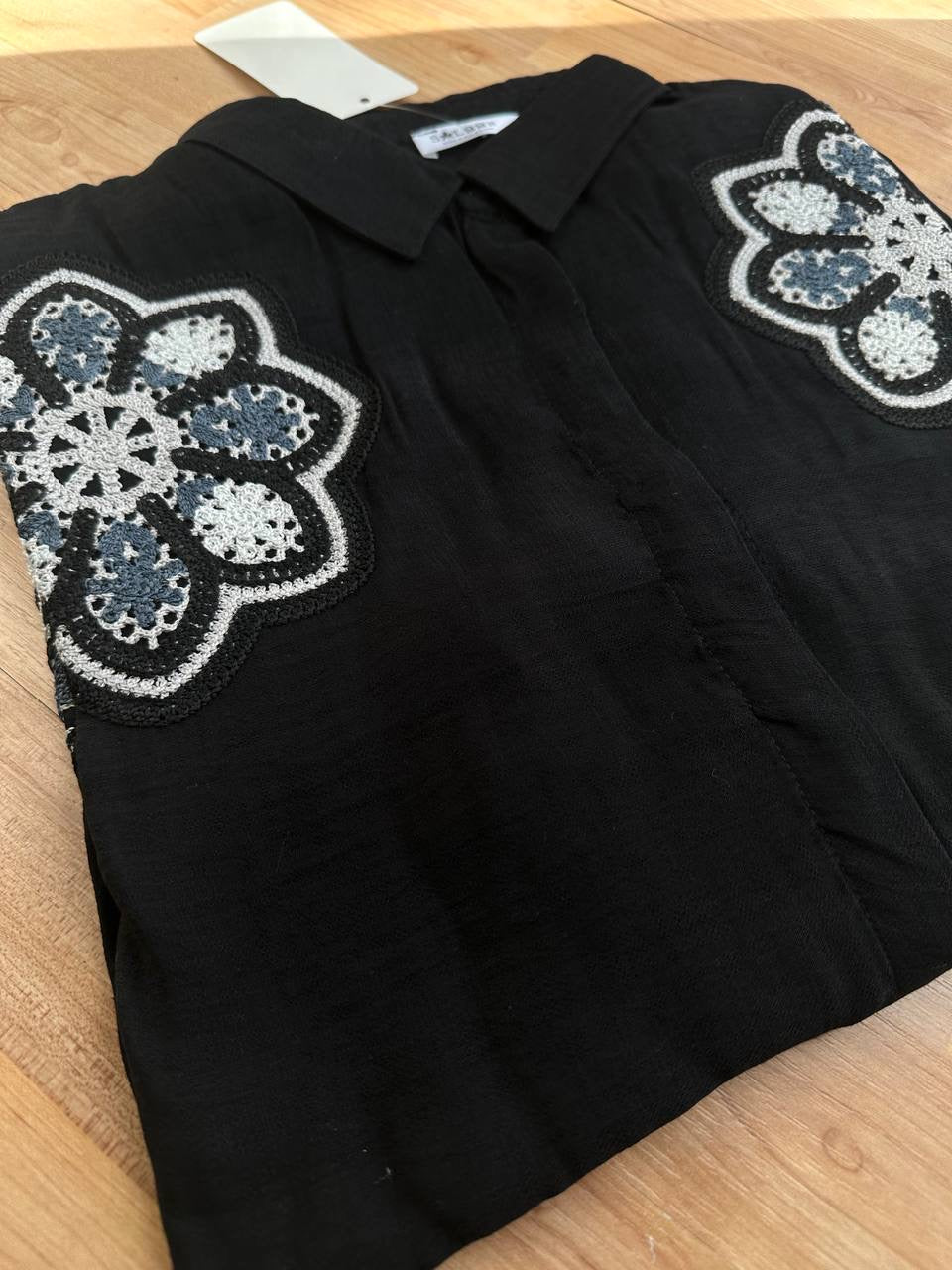 قميص الزهرات اليدوية | Handloom Petals Shirts (3 Colours)