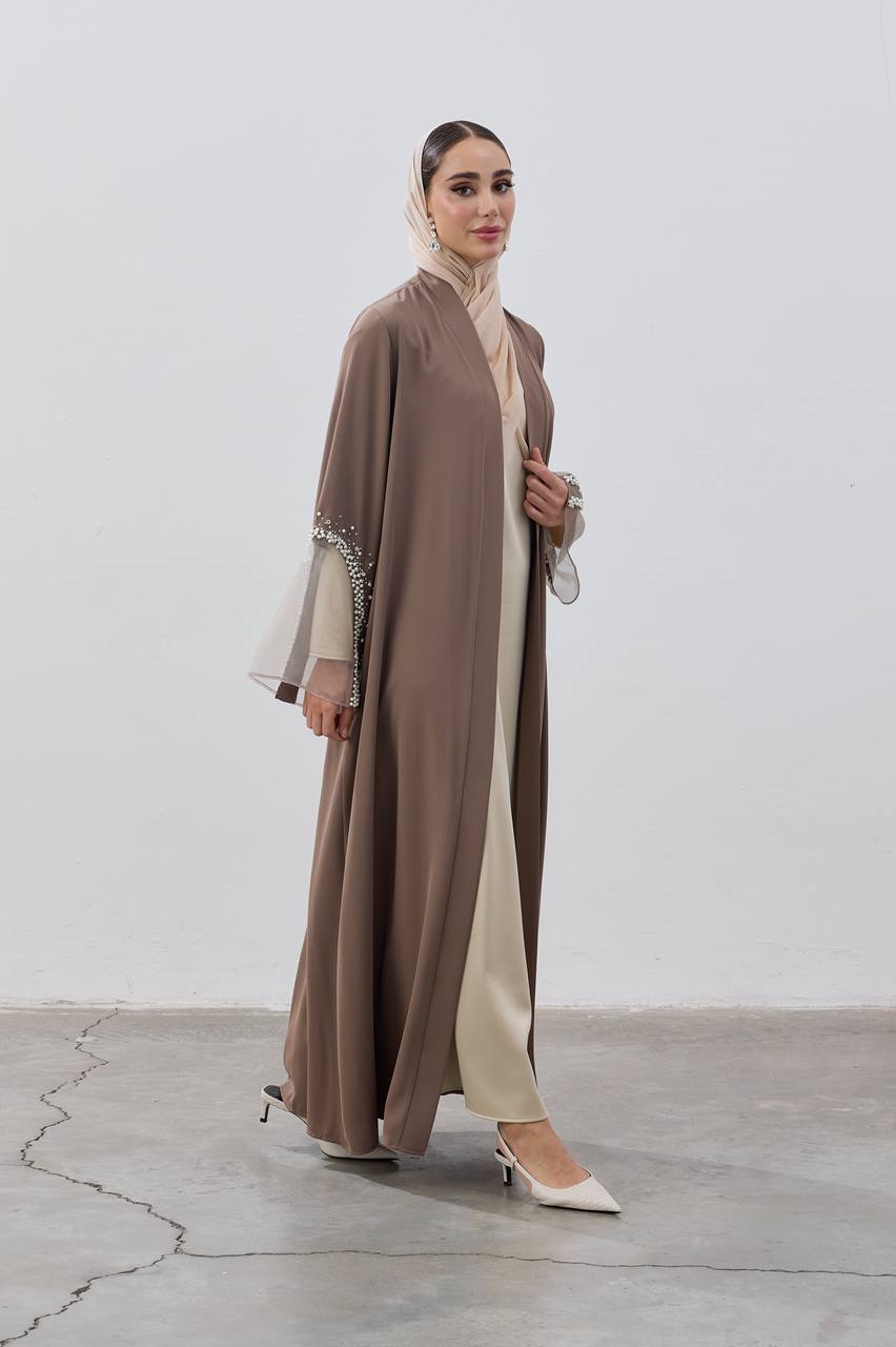 عباية اللؤلؤ الملكية | Royal Pearl Abaya