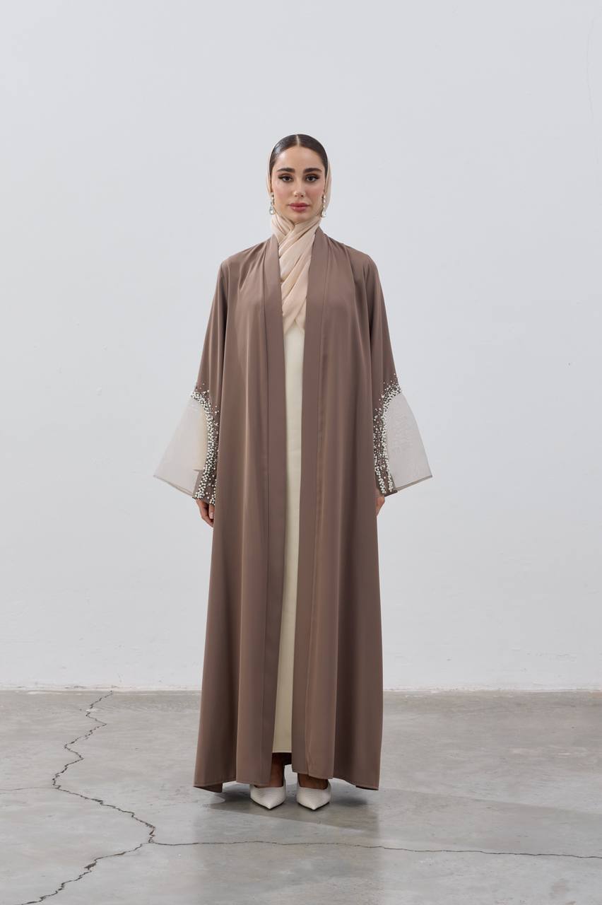 عباية اللؤلؤ الملكية | Royal Pearl Abaya