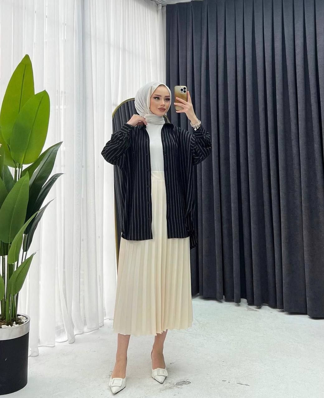 Breezy Summer Shirt – قميص صيفي خفيف بأقمشة الإيروبين