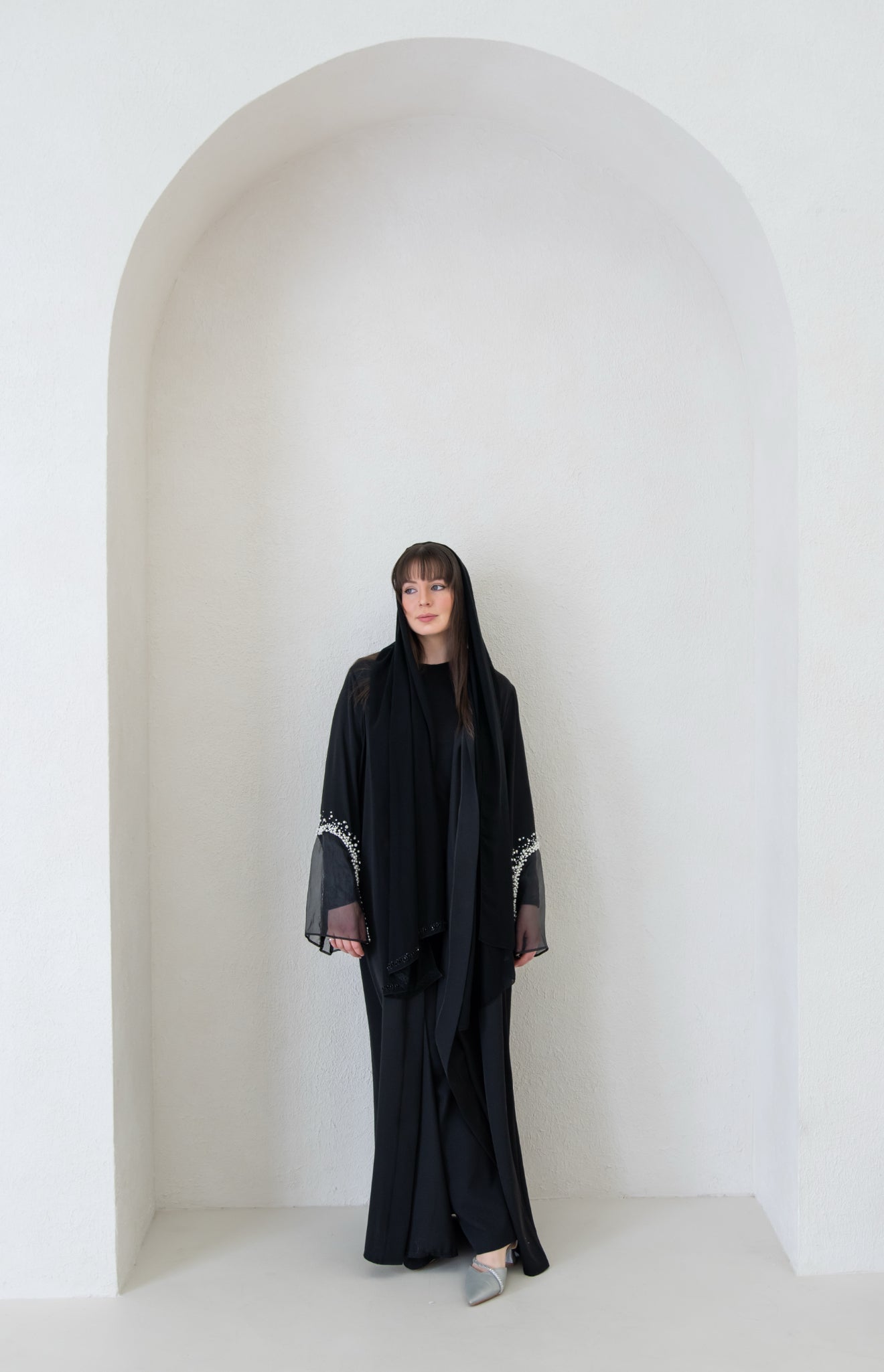 عباية اللؤلؤ الملكية | Royal Pearl Abaya