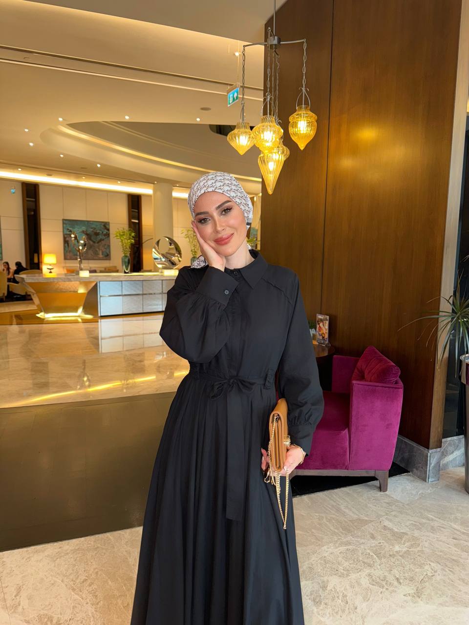 فستان خرااافي 🥺🫰 مبطن ✨ مقاساته ضيقة من عند الصدر / وكلوش من الاخر.