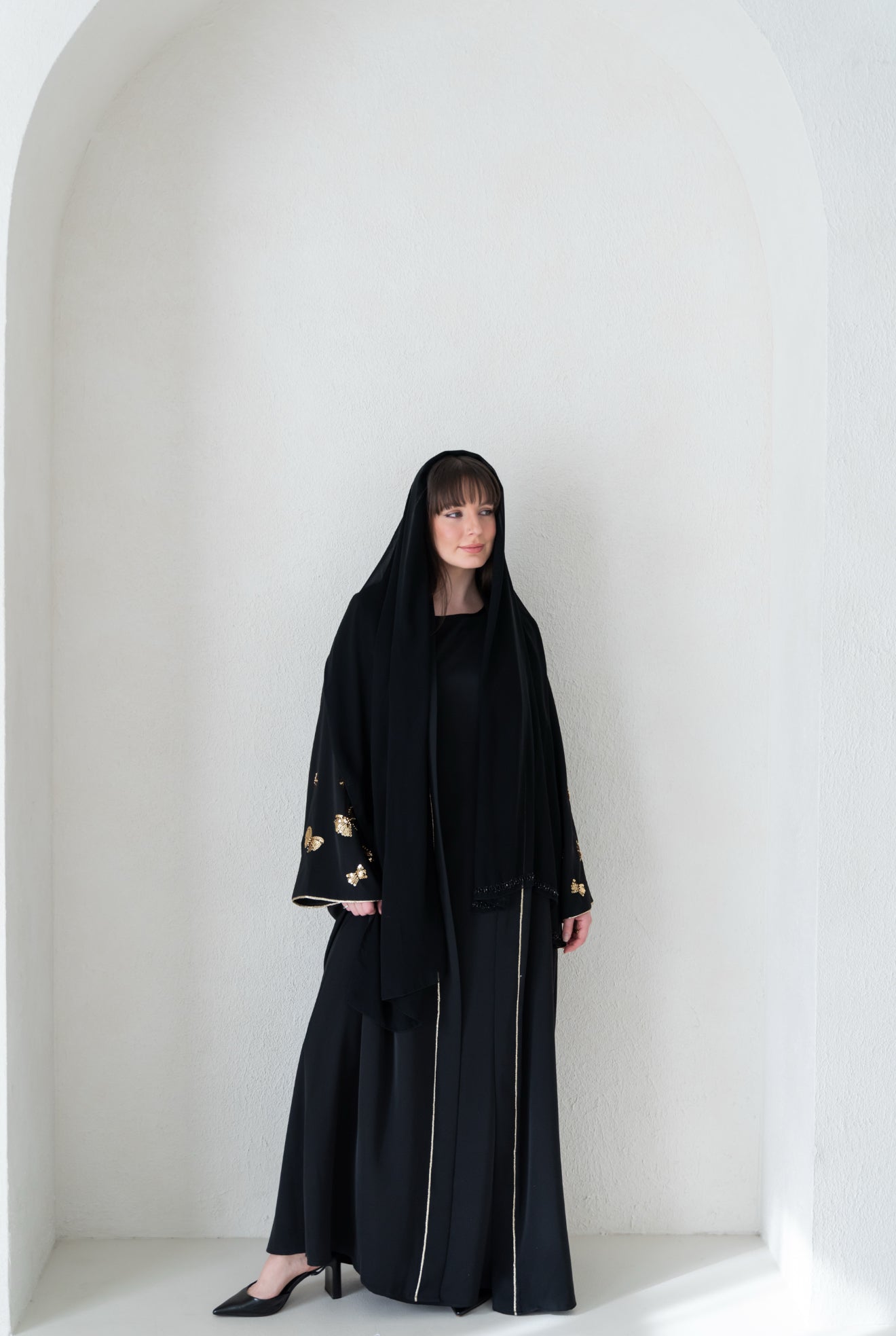 عباءة فراشات الذهب - The Golden Butterflies Abaya