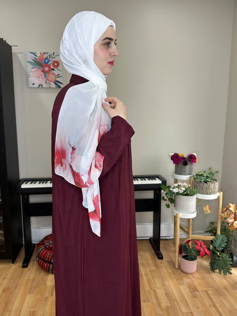 (2 colours)
Two-piece dress in premium Aerobin fabric. فستان قطعتين فخم بقماش إيروبين أنيق