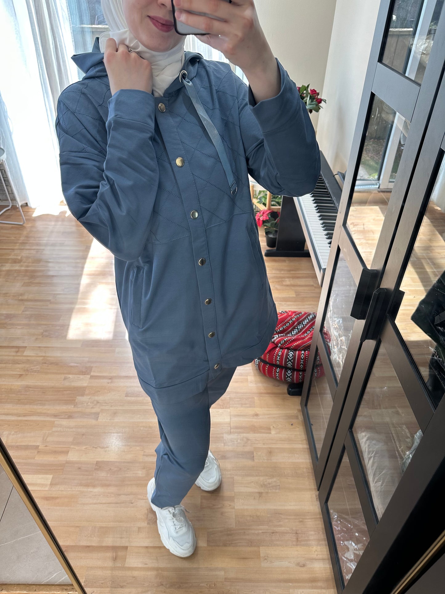 طقم رياضي أنيق يناسب الإطلالات اليومية| Stylish Sports Set (2 colours)