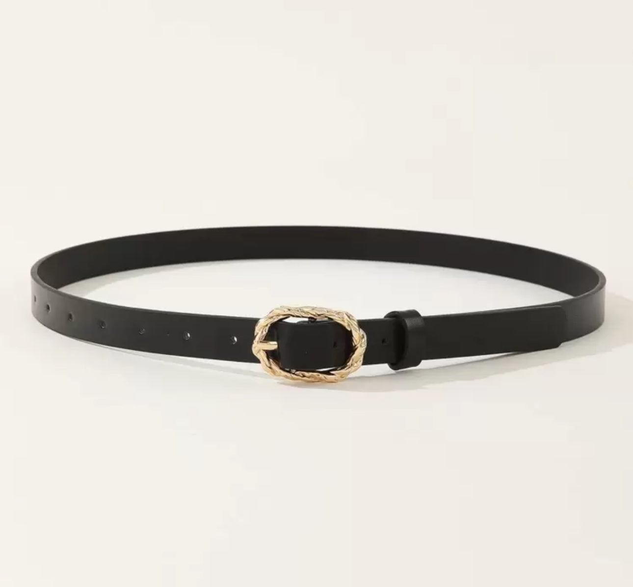 Elegant Black Leather Belt with Gold Textured Buckle – Classic and Stylish
