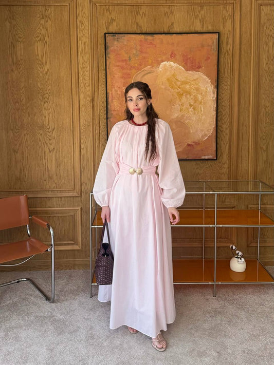 فستان طويل بحزام معدني –  Maxi Dress with  (extra over sized) Gold Buckle Belt