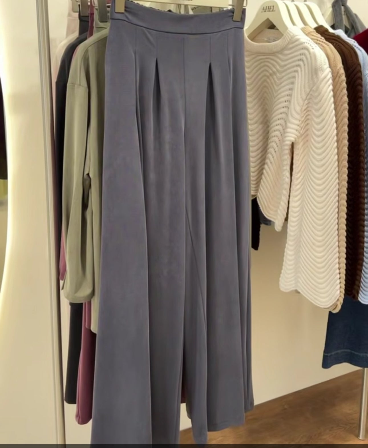 Sophisticated Set For An Elegant Look (4 colours)