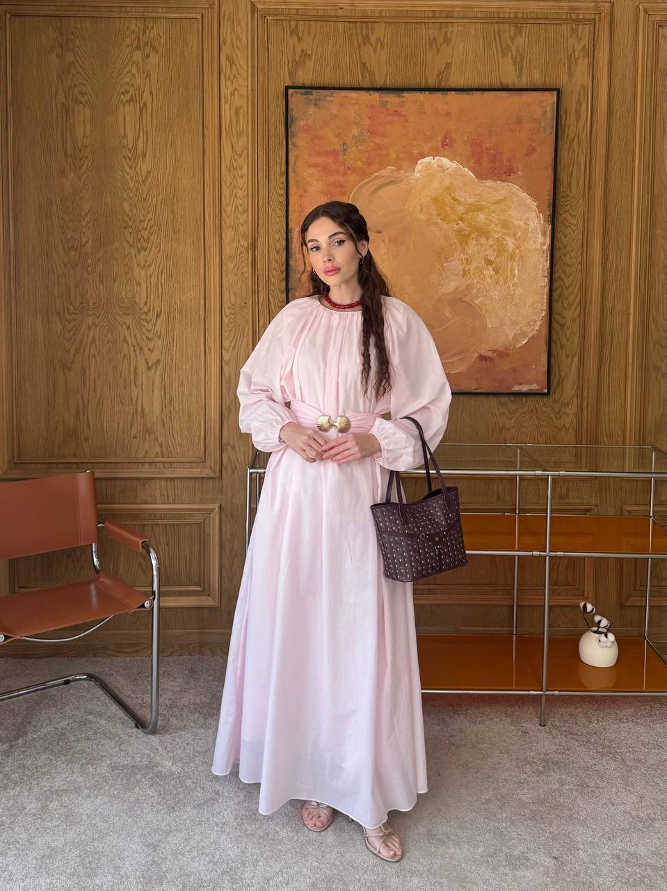 فستان طويل بحزام معدني –  Maxi Dress with  (extra over sized) Gold Buckle Belt