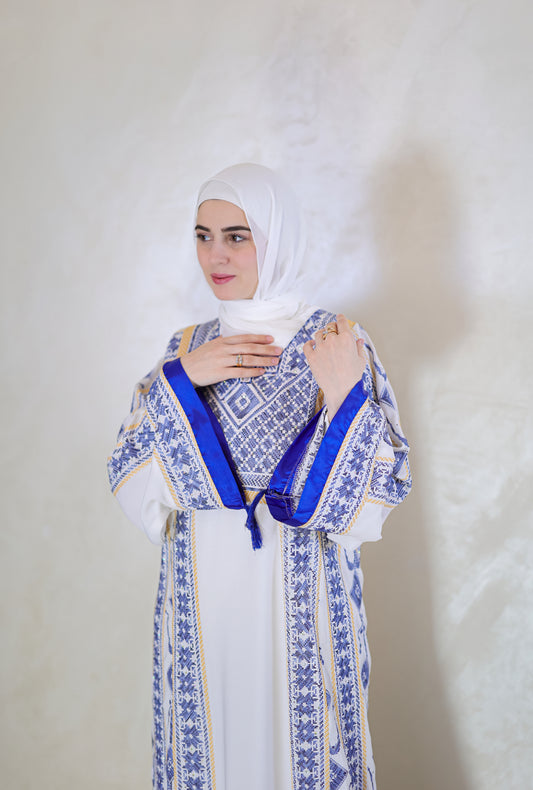 ثوب المرجان الأزرق – Thobe Al Marjan Al Azraq