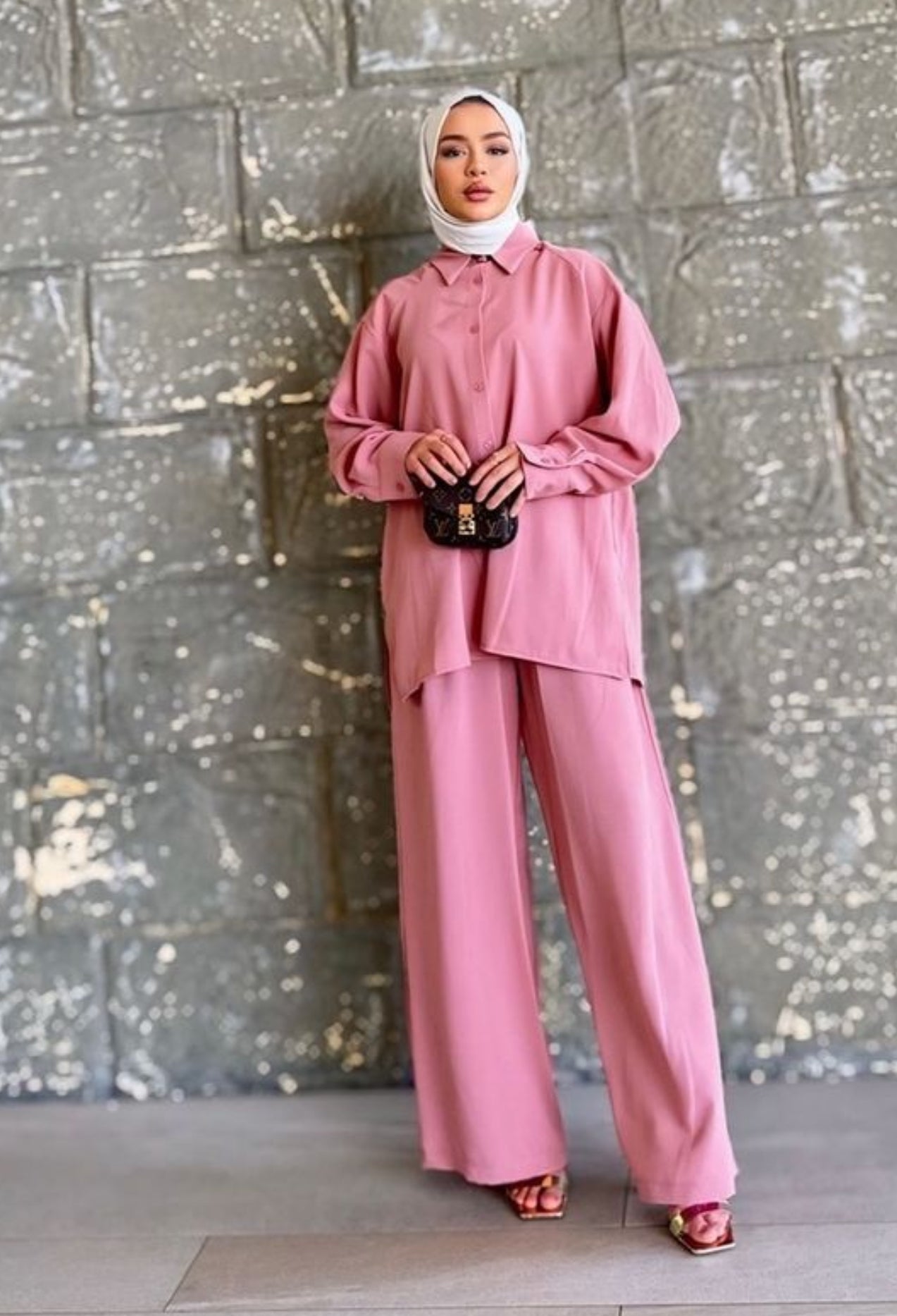 Button-Up Modest Shirt Set تاني اريح طقم بالعالم💖