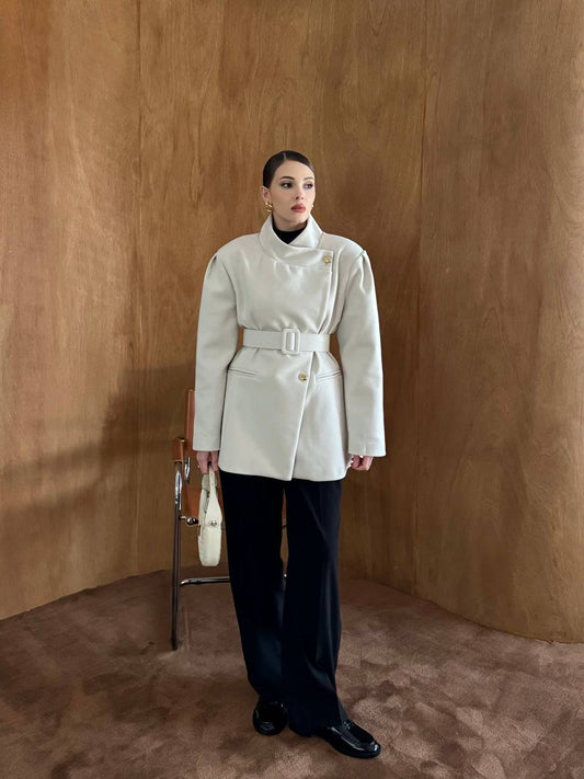 Elegant & Luxurious Winter Coat