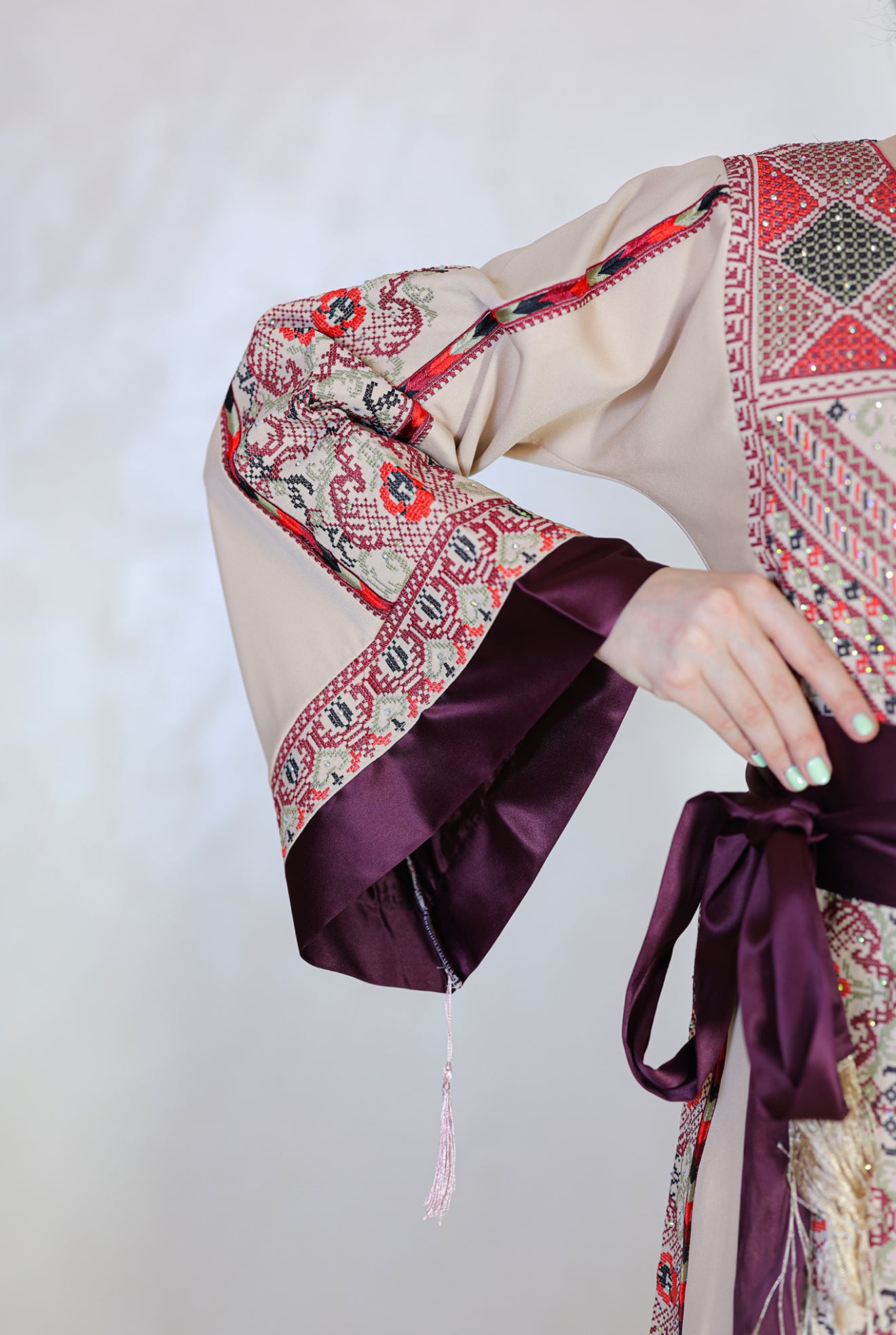 ثوب السندس – Thobe Al Sundus