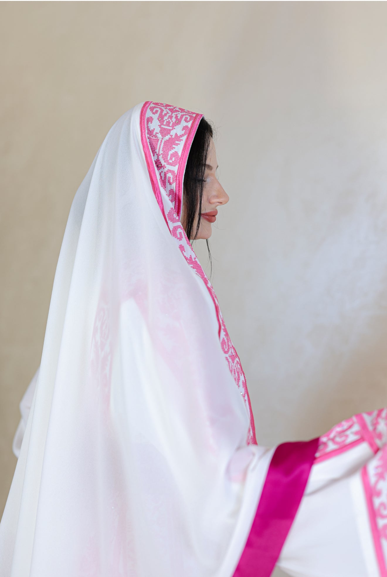 ثوب الريم – Thobe Al Reem