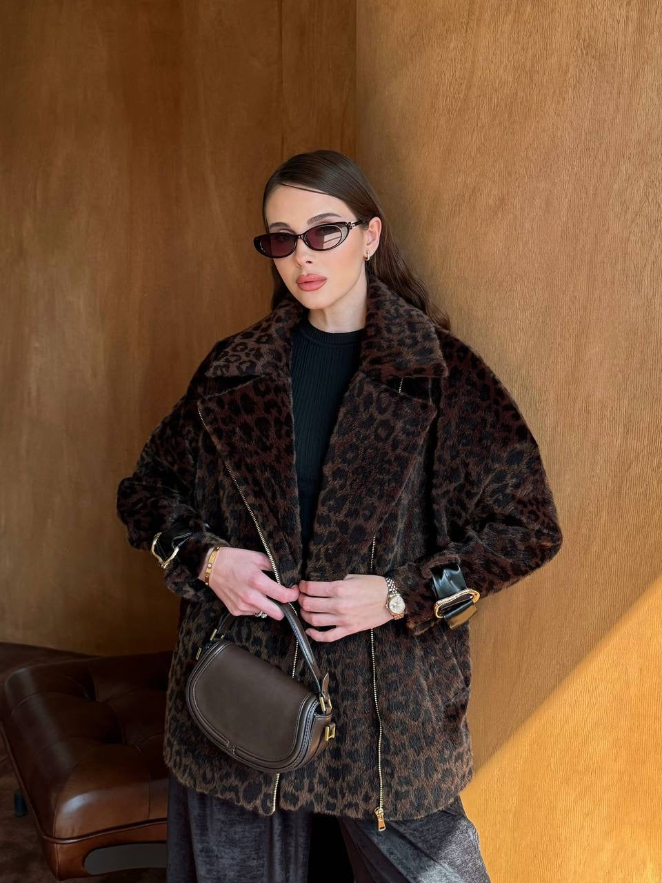 جكيت شتوي فخم بنقشة النمر – Luxurious Winter Jacket with Leopard Print