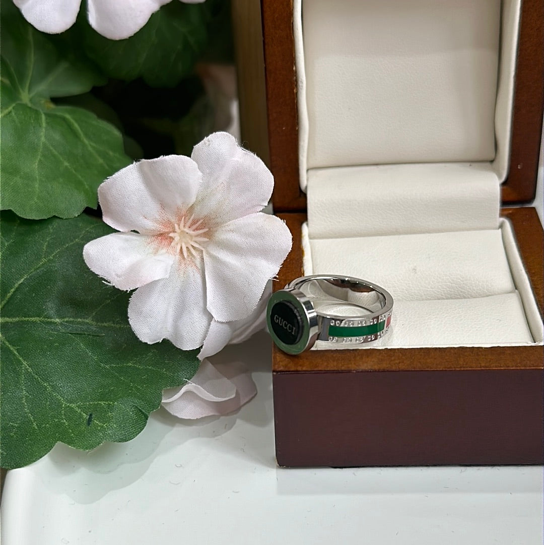 GC silver colour ring