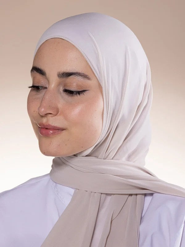 حجاب شيفون رمادي- Grey chiffon hijab
