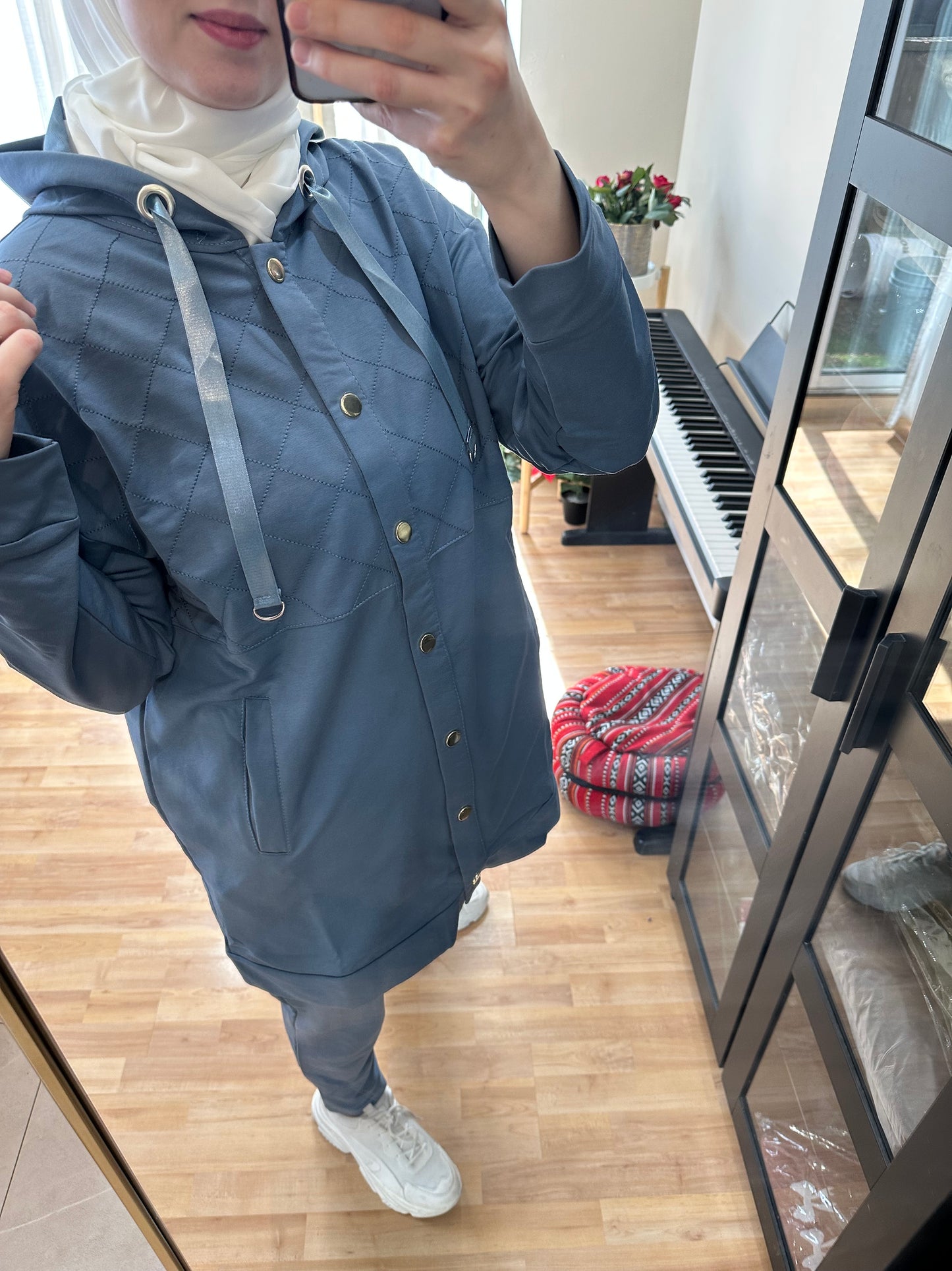 طقم رياضي أنيق يناسب الإطلالات اليومية|  Stylish Sports Set (2 colours)