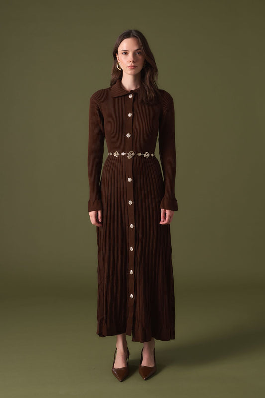 فستان صوفي بأزرار وحزام أنيق - Knitted Button-Down Dress with Elegant Belt