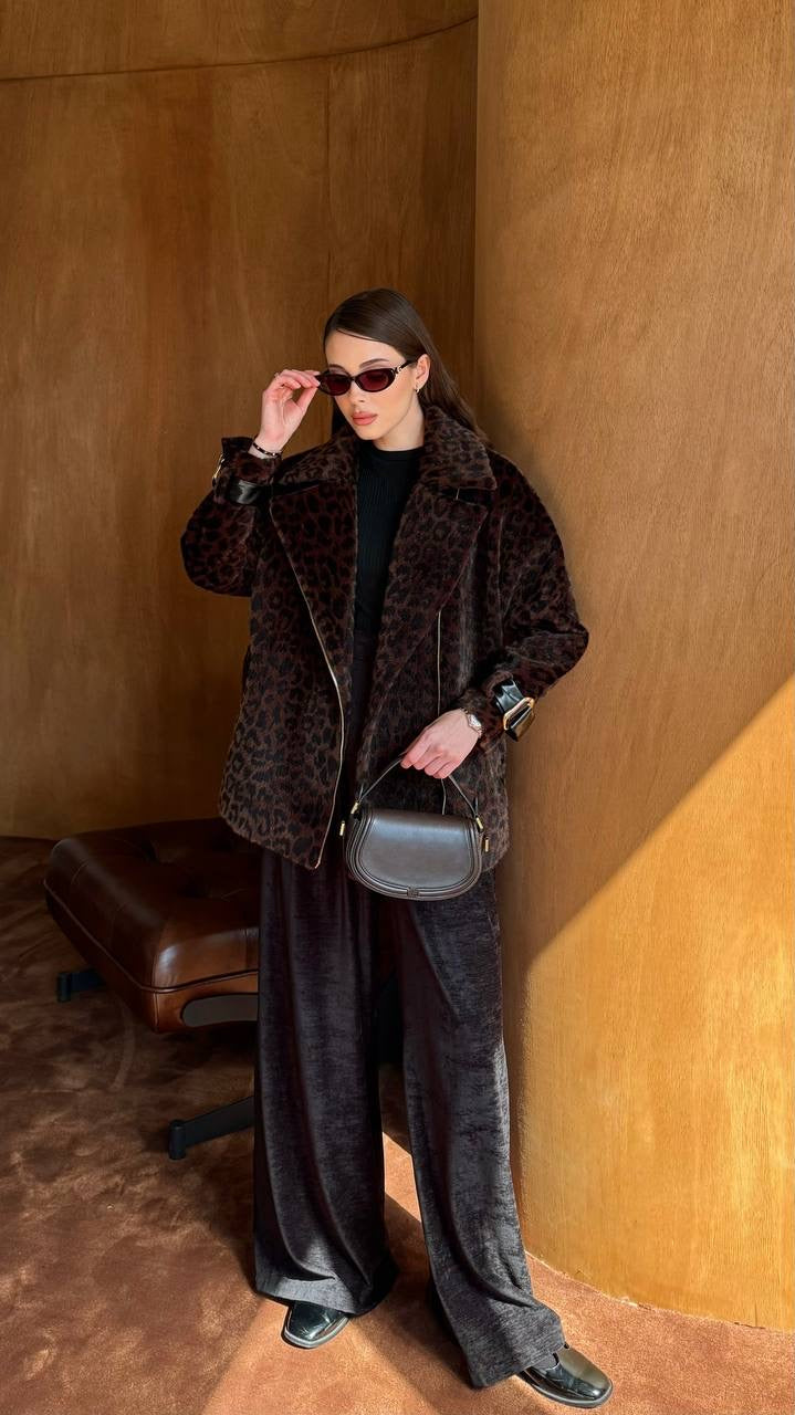 جكيت شتوي فخم بنقشة النمر – Luxurious Winter Jacket with Leopard Print