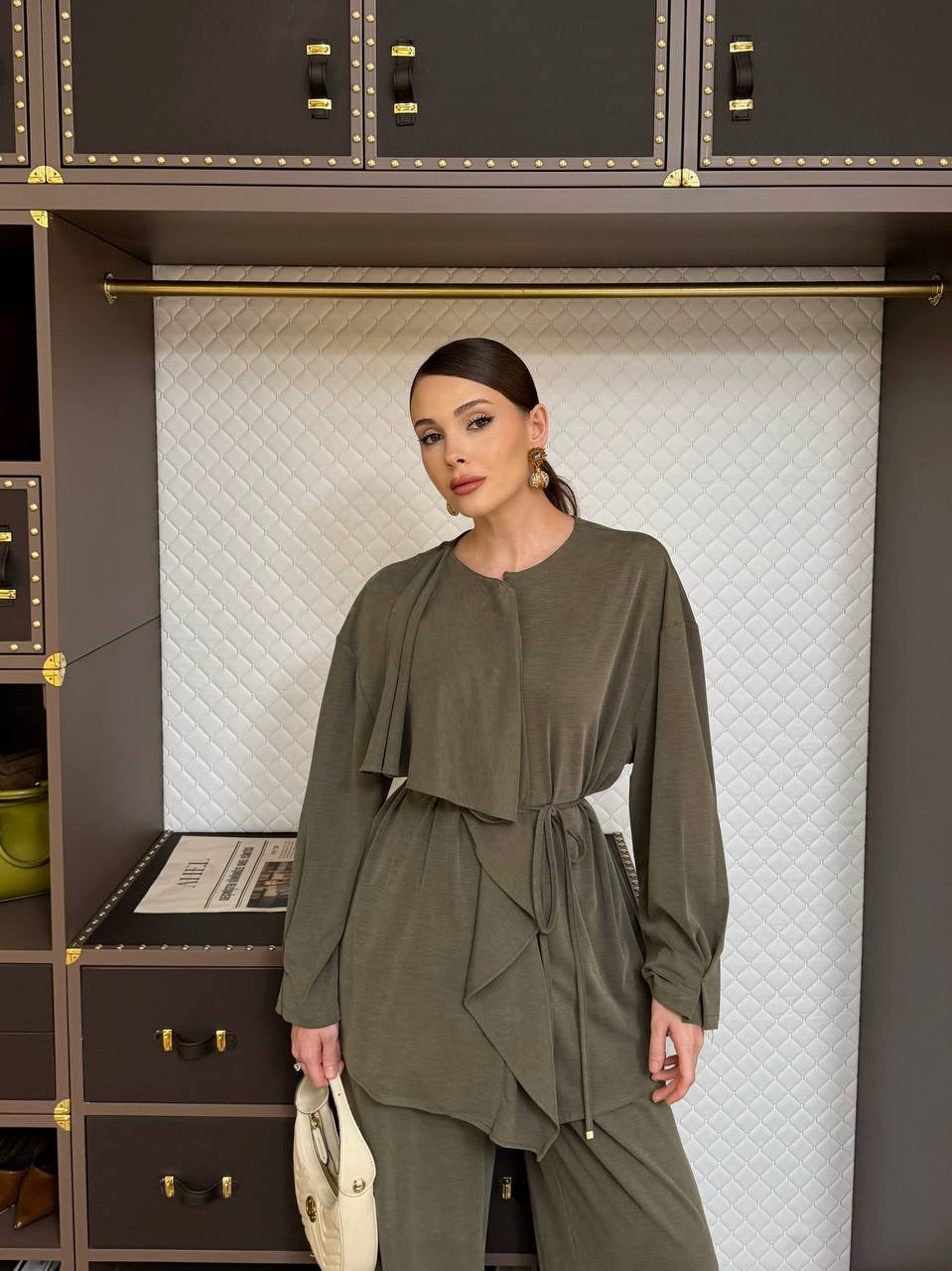 Sophisticated Set For An Elegant Look (4 colours)