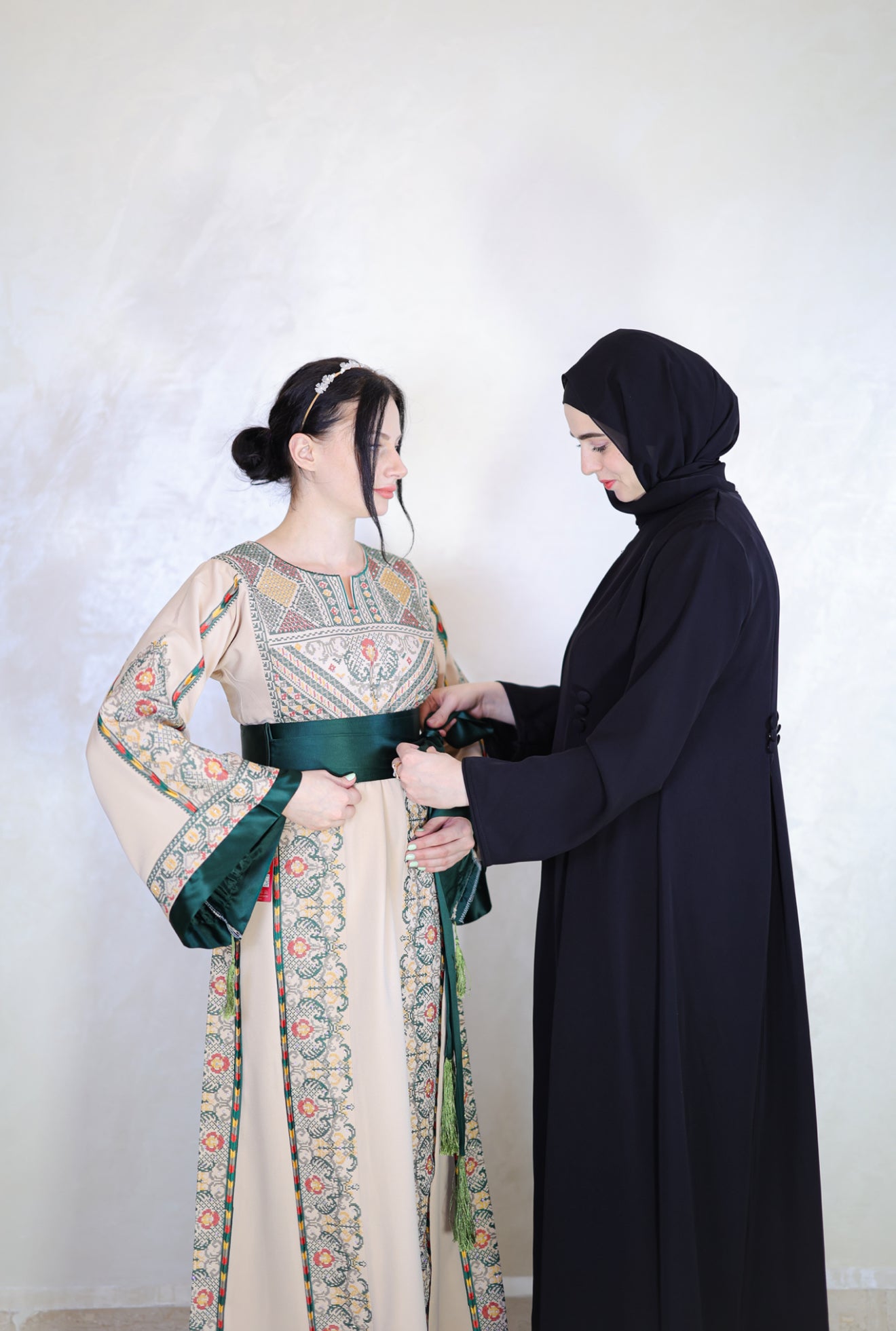 ثوب غُصن الزيتون -Thobe Ghusn AlZaytoun