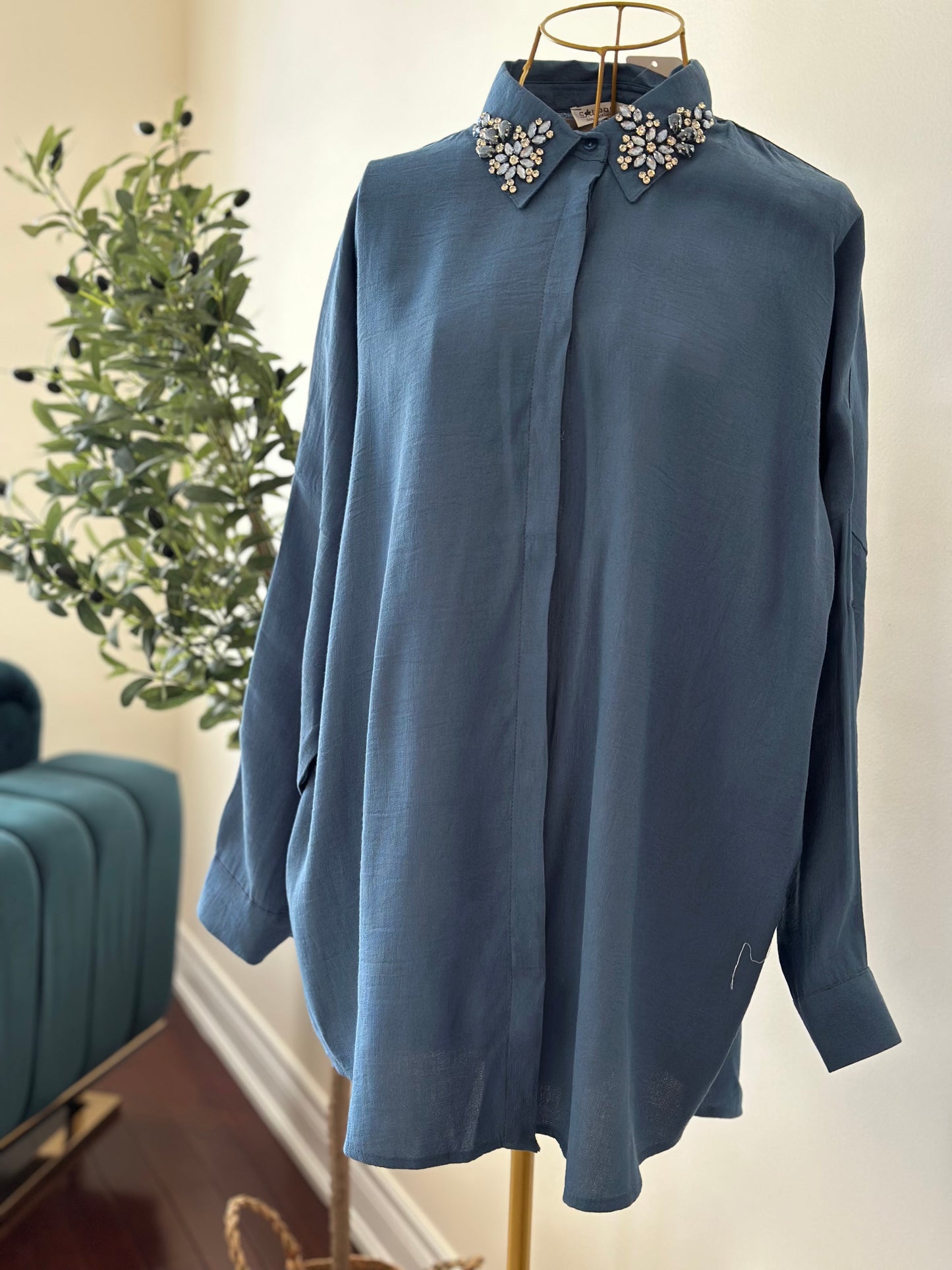 Shirt of Diamond Elegance | قميص أناقة الألماس (6 Colours)