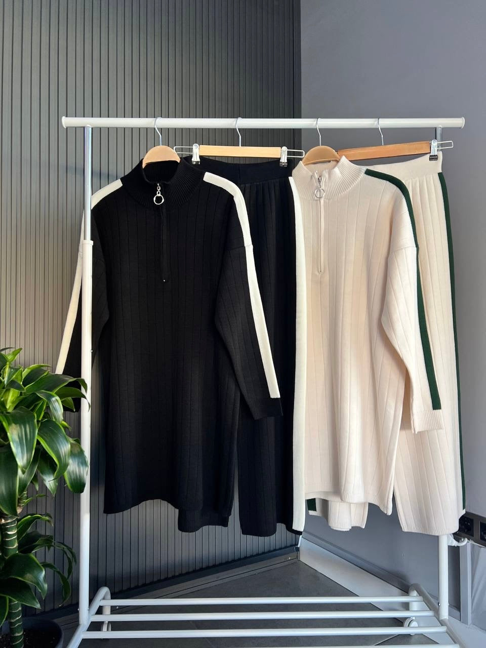 Knit Full Set in 5 Colours