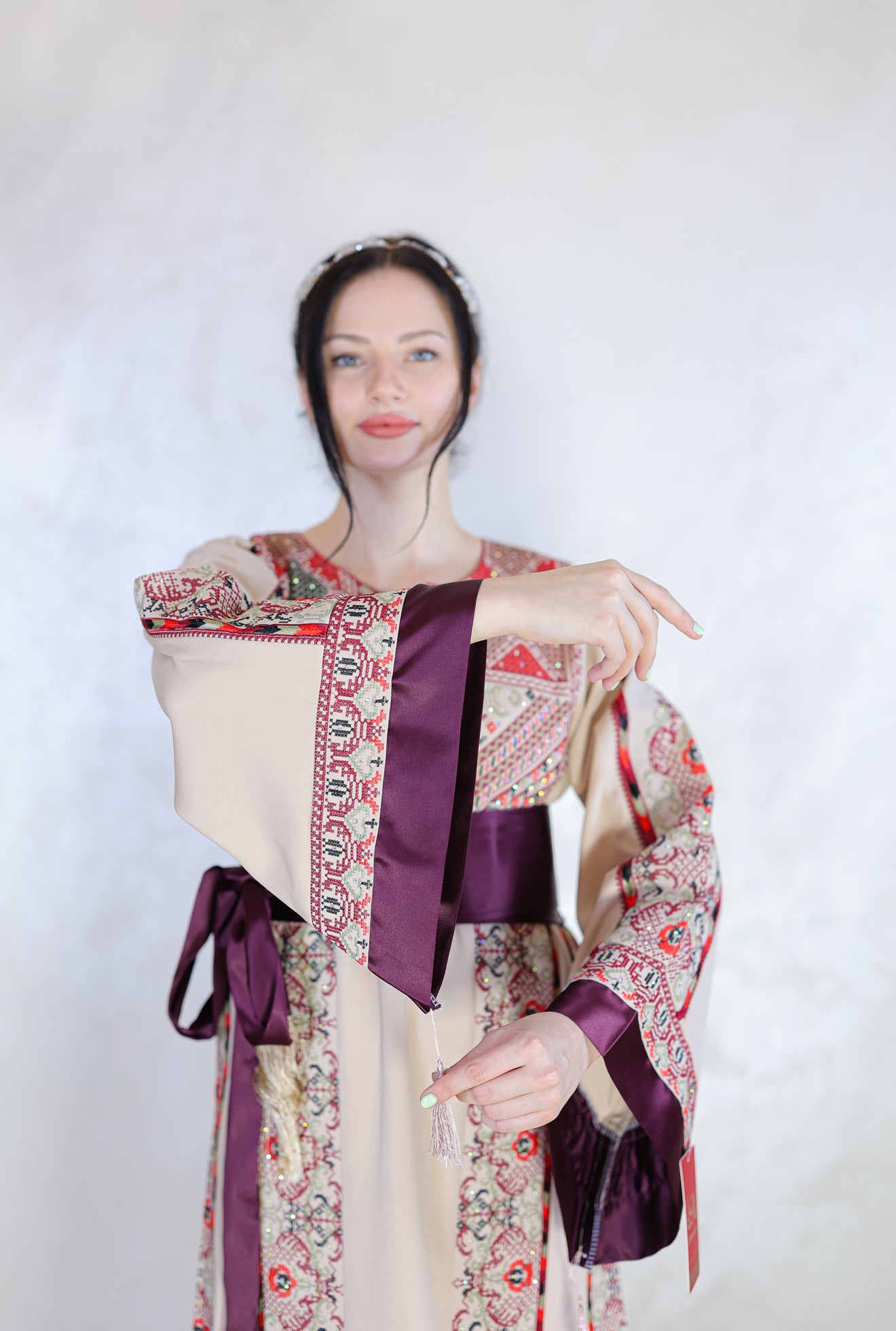 ثوب السندس – Thobe Al Sundus