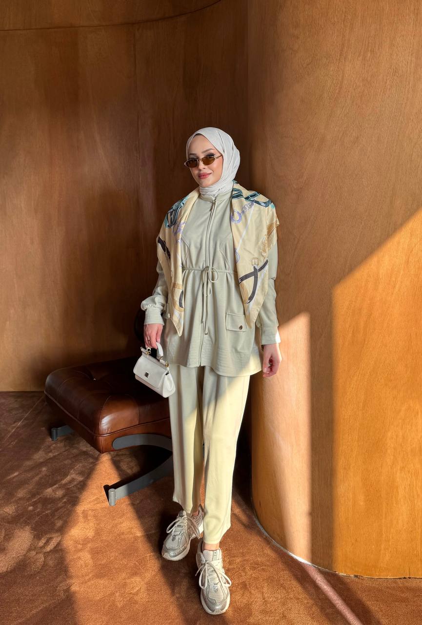 The Zip Edit Oisho Set in 2 Colours