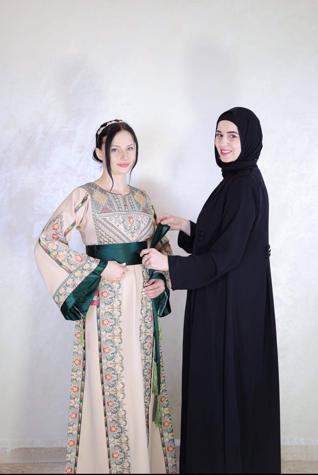 ثوب غُصن الزيتون -Thobe Ghusn AlZaytoun