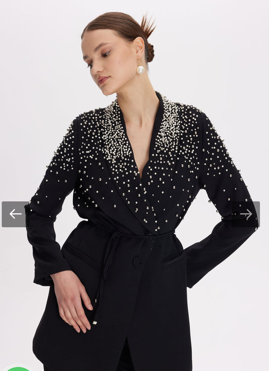 1Pc Blazer with Pearl Embellishments🥹🖤